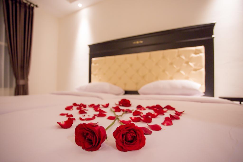 Same Hotel Malang Eksteriør billede